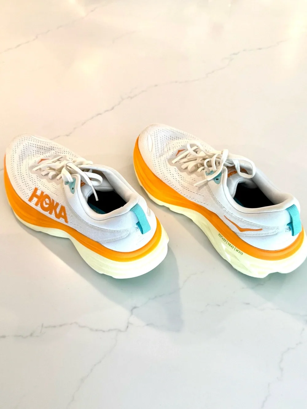 HOKA Bondi 8 Women’s Sneakers Size 8.5, Blanc de Blanc Solar Flare